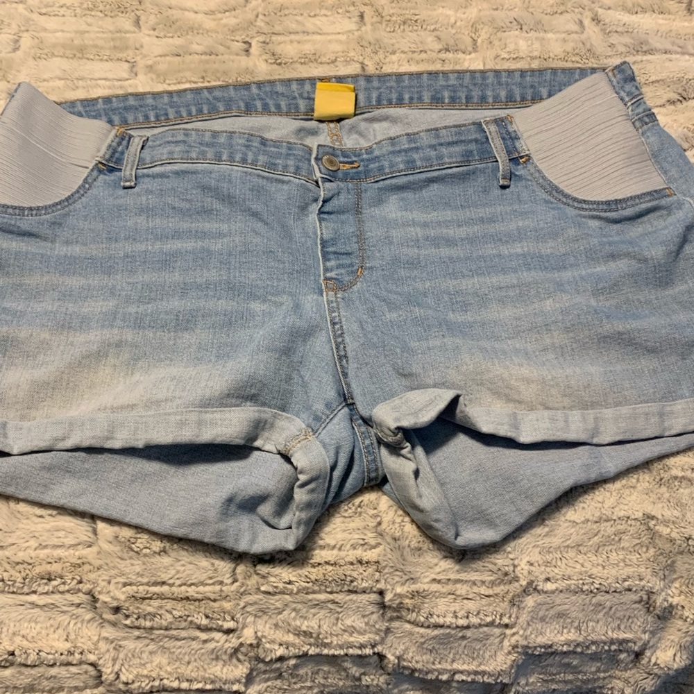 Old Navy Jean Maternity Side Panel Shorts